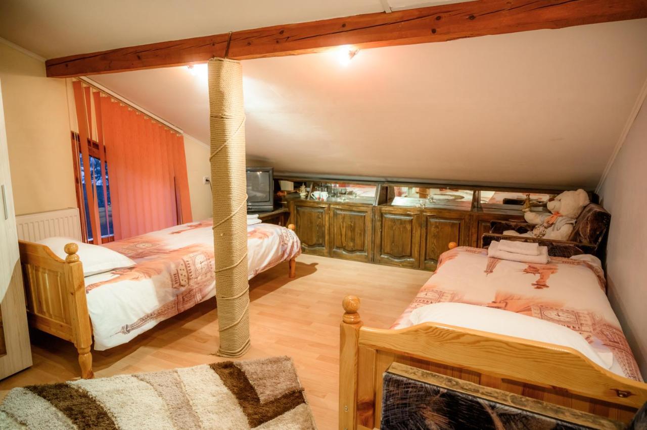 Guest House Angelkovi Sapareva Banya Luaran gambar