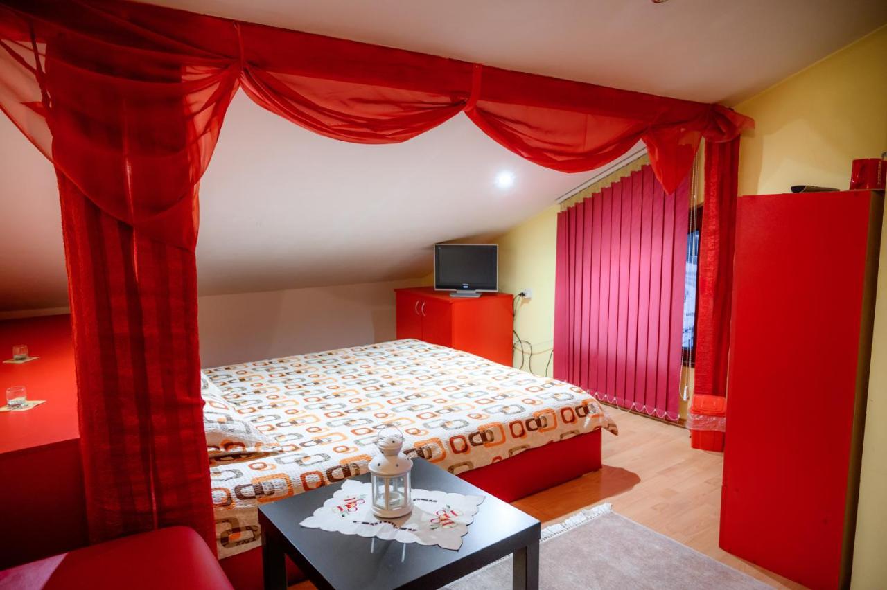Guest House Angelkovi Sapareva Banya Luaran gambar